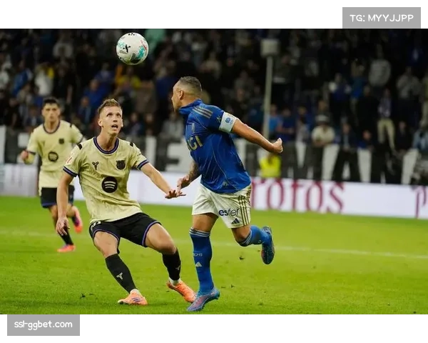 通讯：西甲联盟启动“足球回归校园”计划，百名球员参与线下活动